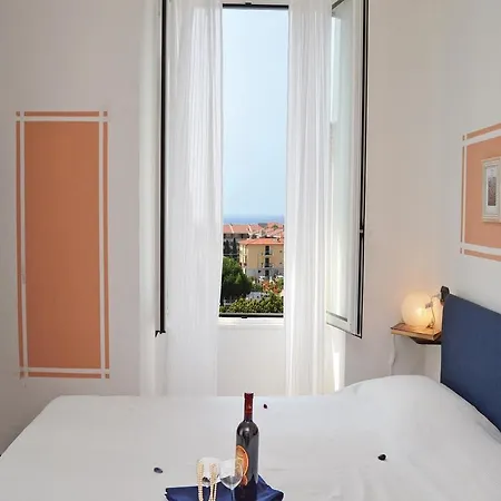 Holiday Casa Manin 03 * Riva Ligure